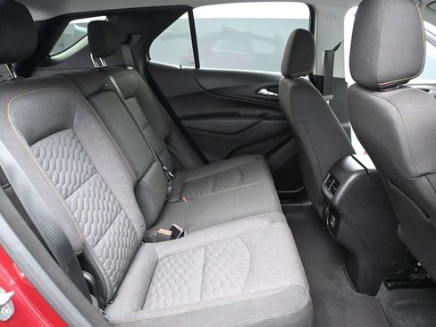 Used 2019 Chevrolet Equinox LT AWD/4WD image 18