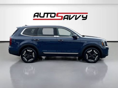 Used 2023 Kia Telluride S w/ S Sunroof Package AWD/4WD image 8
