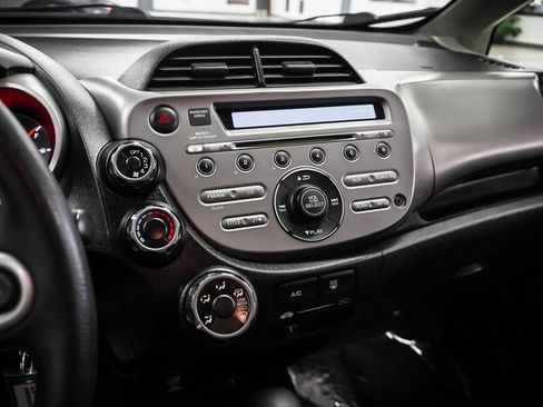 Used 2012 Honda Fit image 15