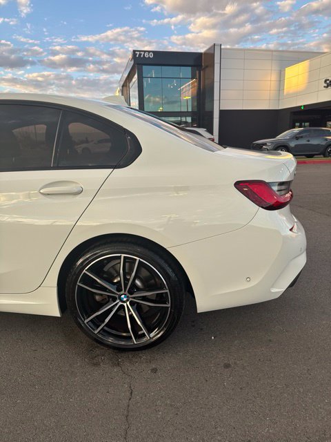 Used 2021 BMW 330e xDrive w/ M Sport Package AWD/4WD image 7