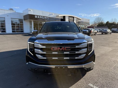 New 2026 GMC Sierra 1500 SLE w/ X31 Off-Road Package image 8