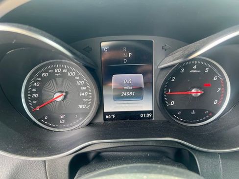 Certified 2019 Mercedes-Benz GLC 300 4MATIC image 3