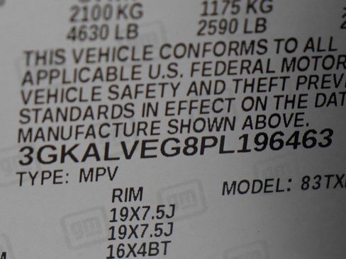 Used 2023 GMC Terrain SLT w/ Infotainment Package II AWD/4WD image 29