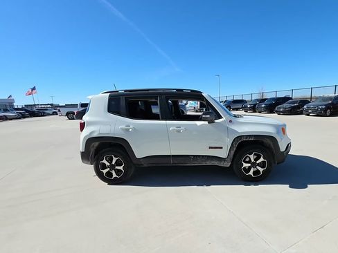 Used 2021 Jeep Renegade Trailhawk w/ Sun & Sound Group image 5