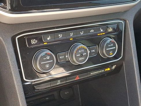 Used 2023 Volkswagen Atlas SE AWD/4WD image 16