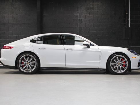 Used 2018 Porsche Panamera Turbo AWD/4WD image 15