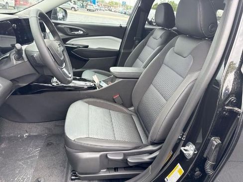 New 2026 Chevrolet Trax LT w/ Driver Confidence Package FWD image 18