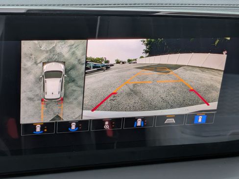 New 2026 Buick Encore GX Avenir w/ Avenir Technology Package AWD/4WD image 30