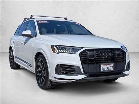 Used 2022 Audi Q7 3.0T Prestige AWD/4WD image 3