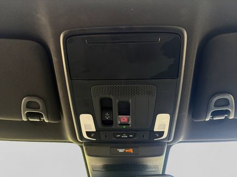 Used 2025 Honda Accord Sport image 17