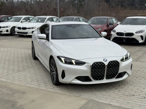 Certified 2025 BMW 430i Coupe w/ Premium Package image 8