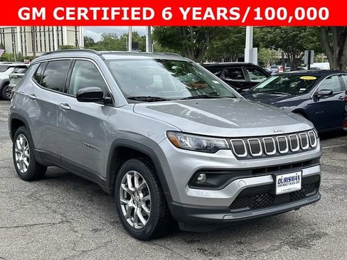 Used 2022 Jeep Compass Latitude AWD/4WD image 1