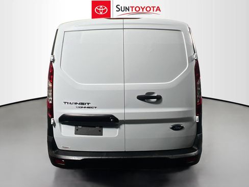 Used 2020 Ford Transit Connect XL image 5