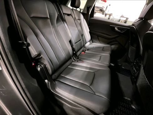 Used 2023 Audi Q7 2.0T Premium w/ Convenience Package image 20