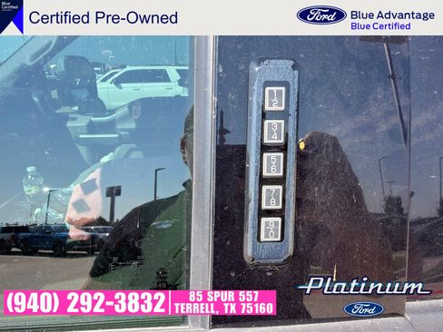 Used 2017 Ford F250 XLT w/ XLT Premium Package AWD/4WD image 10