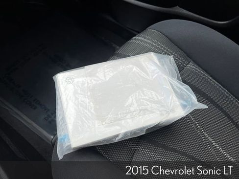Used 2015 Chevrolet Sonic LT image 32