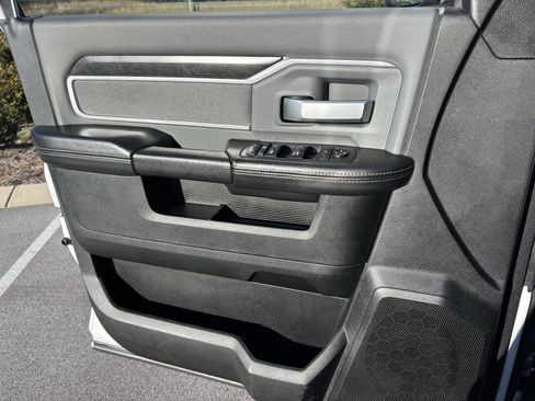 Used 2021 RAM 2500 Big Horn w/ Level 1 Equipment Group image 13