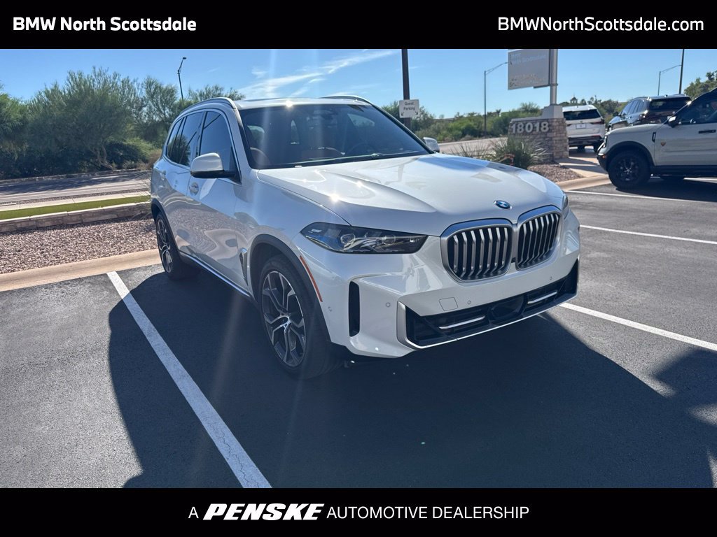 Certified 2024 BMW X5 xDrive40i w/ Premium Package AWD/4WD image 1