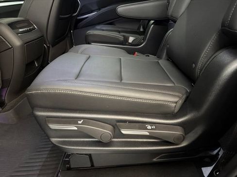 Used 2026 Cadillac Escalade 2WD image 15