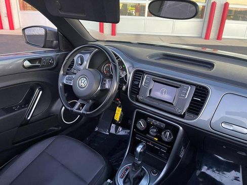 Used 2019 Volkswagen Beetle 2.0T S image 9