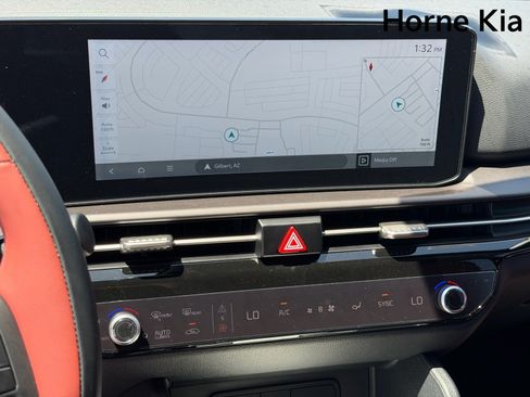 New 2026 Kia Sportage SX AWD/4WD image 15