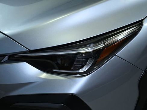 Used 2024 Subaru Crosstrek 2.5i Limited w/ Crosstrek Mirror Package image 15