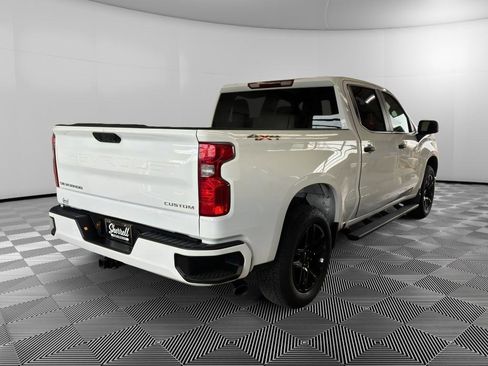Used 2022 Chevrolet Silverado 1500 Custom AWD/4WD image 3