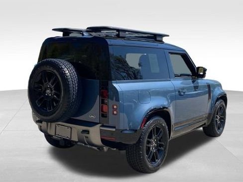 Used 2021 Land Rover Defender 90 X-Dynamic S AWD/4WD image 9