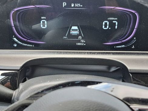 Used 2025 Kia Seltos S image 12