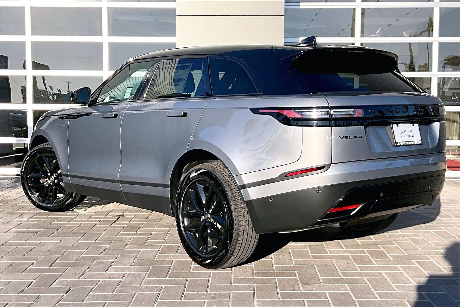 New 2026 Land Rover Range Rover Velar S AWD/4WD image 3