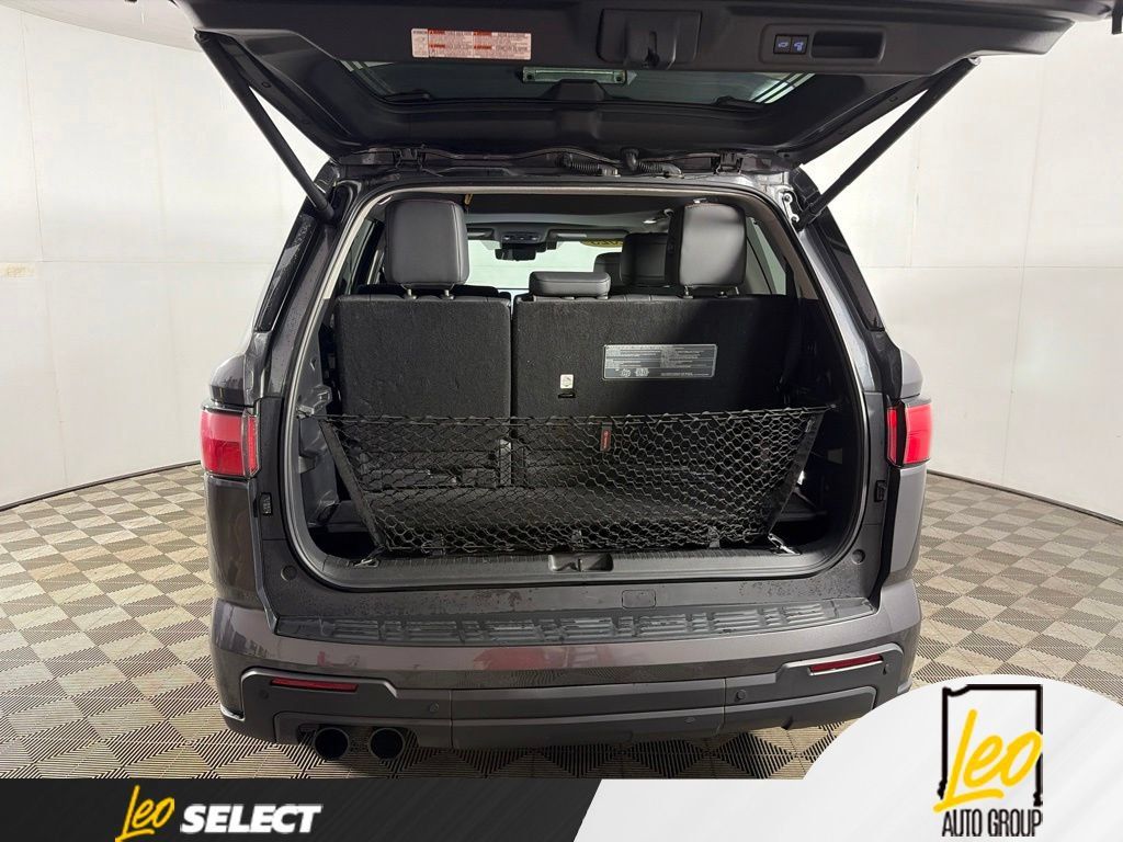 Used 2023 Toyota Sequoia TRD Pro AWD/4WD image 8