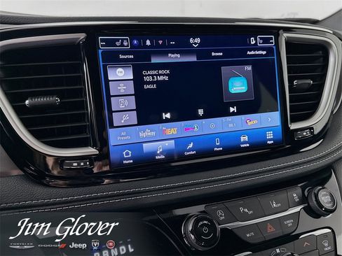 New 2026 Chrysler Pacifica Select w/ S Appearance Package image 29