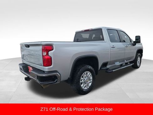Used 2023 Chevrolet Silverado 2500 LT w/ Convenience Package image 7