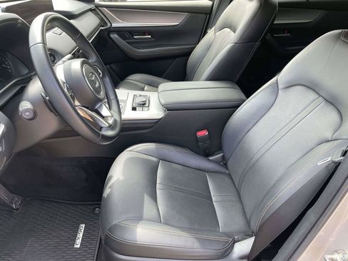 Used 2025 MAZDA CX-90 3.3 Turbo w/ Preferred Package AWD/4WD image 13