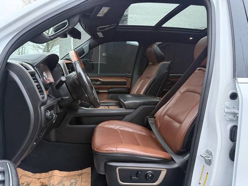 Used 2019 RAM 1500 Laramie Longhorn w/ Bed Utility Group AWD/4WD image 8