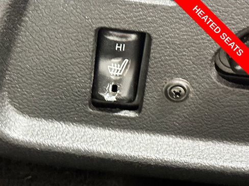 Used 2009 HUMMER H3T Alpha image 20