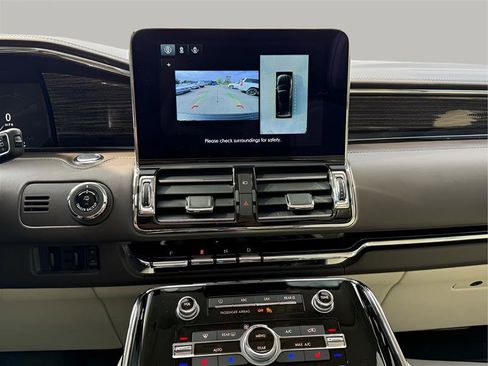 Used 2020 Lincoln Navigator L Black Label image 24