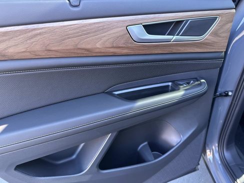 New 2026 Volkswagen Atlas SE FWD image 11