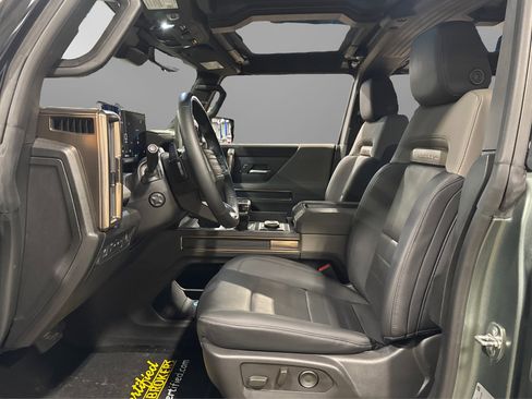 Used 2024 GMC Hummer EV 3X image 18