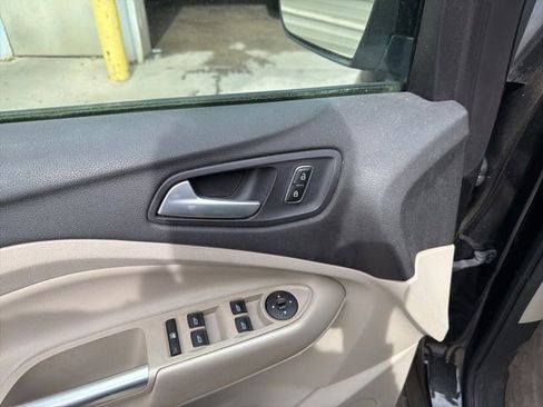 Used 2013 Ford Escape SE image 5