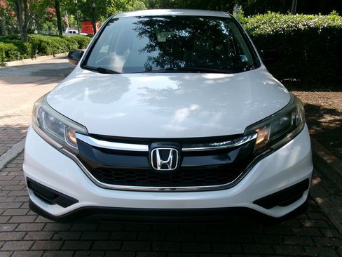 Used 2015 Honda CR-V LX image 2
