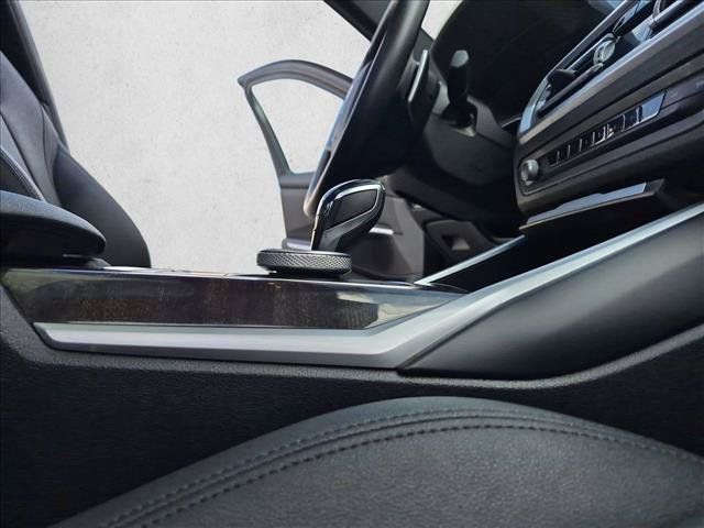 Used 2020 BMW 330i Sedan w/ Premium Package RWD image 12