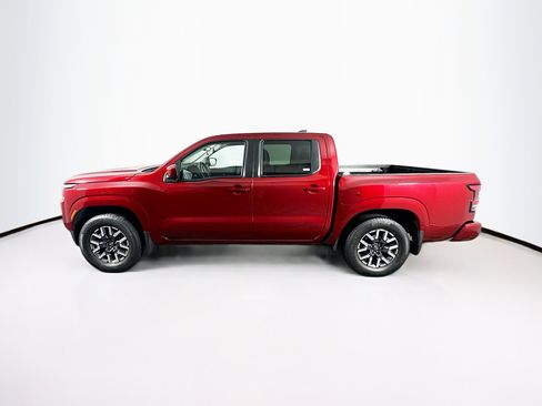 Used 2024 Nissan Frontier SL image 4