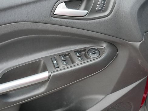 Used 2018 Ford Escape SE w/ SE Sync 3 Package image 18