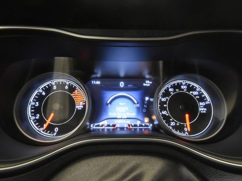 Used 2019 Jeep Cherokee Limited AWD/4WD image 29