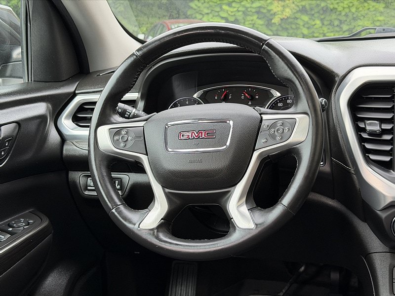 Used 2018 GMC Acadia SLT FWD image 12