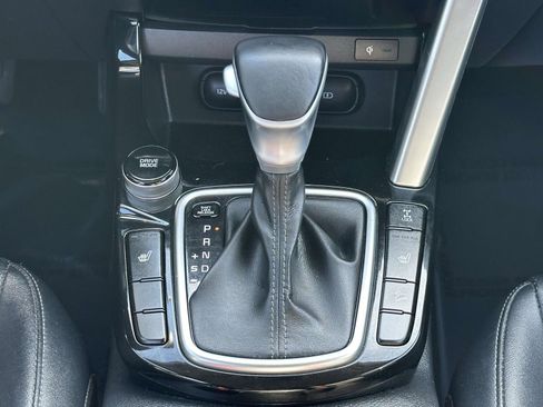 Used 2021 Kia Seltos SX image 15