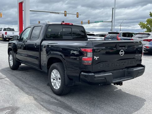 Used 2022 Nissan Frontier SV AWD/4WD image 8
