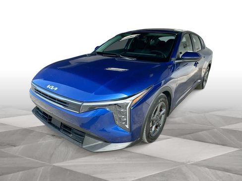 Used 2025 Kia K4 FWD image 4