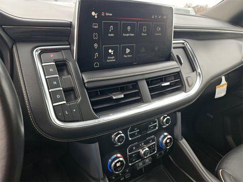 Used 2023 GMC Yukon SLT image 17